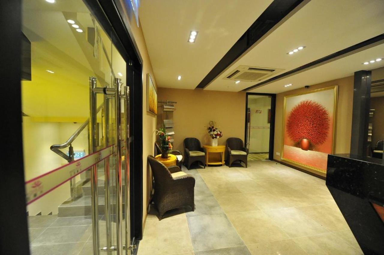 Milano Hotel Kluang Exteriör bild