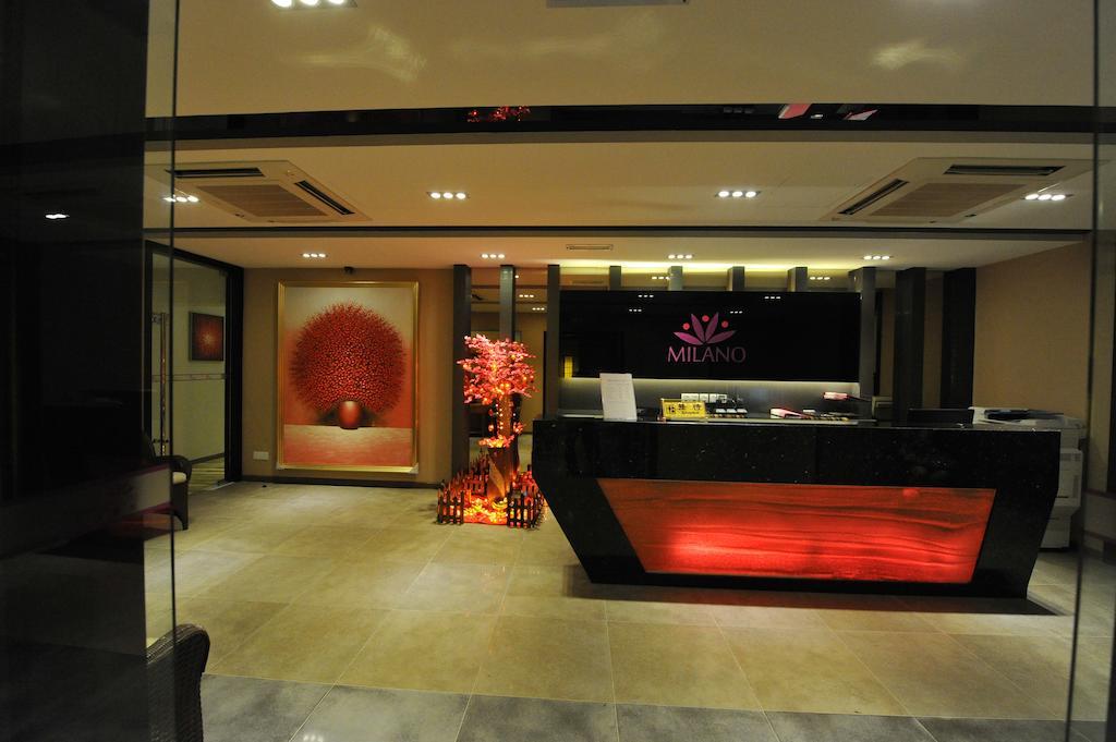Milano Hotel Kluang Exteriör bild