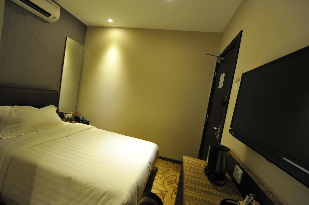 Milano Hotel Kluang Rum bild